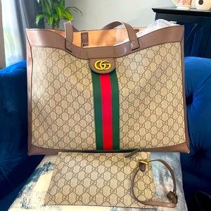 Gucci Ophidia GG supreme medium tote bag
